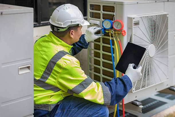 Professional Hvac technician working in Warner Robins, GA
